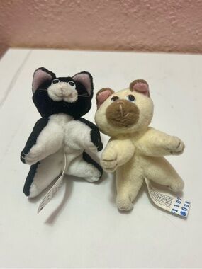 1996 Galoob Pound Purries Mini Plush Kittens Lot of 2 Approx 3 inches Cat